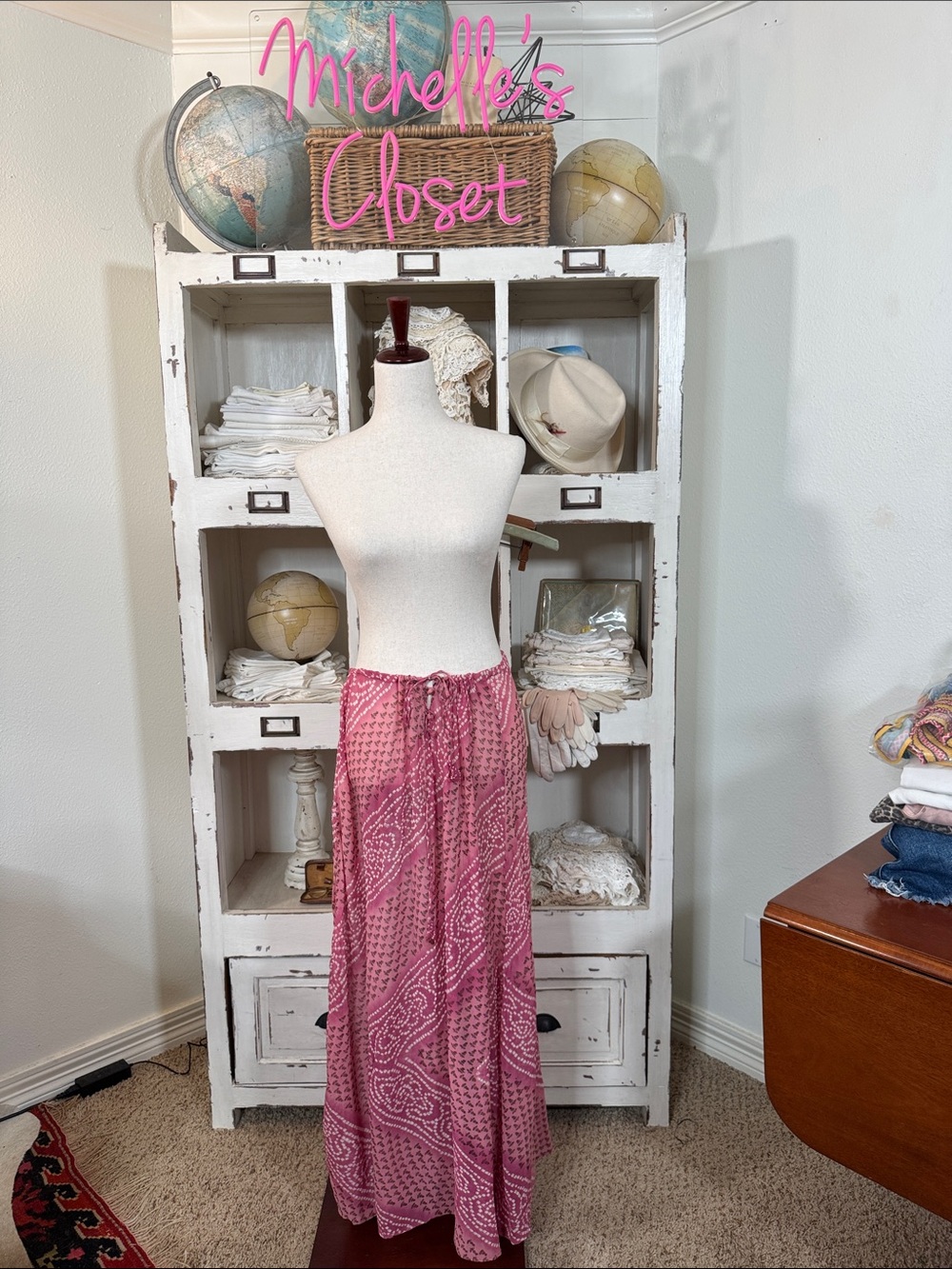 Zazo Pink Paisley Maxi Skirt—textured boho beauty!